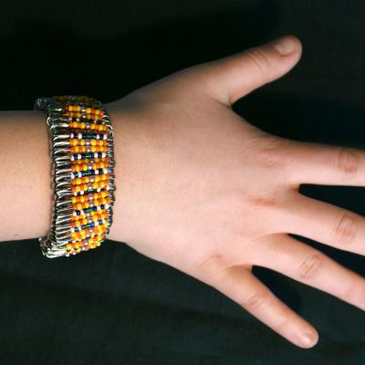 12 Sicherheitsnadeln3